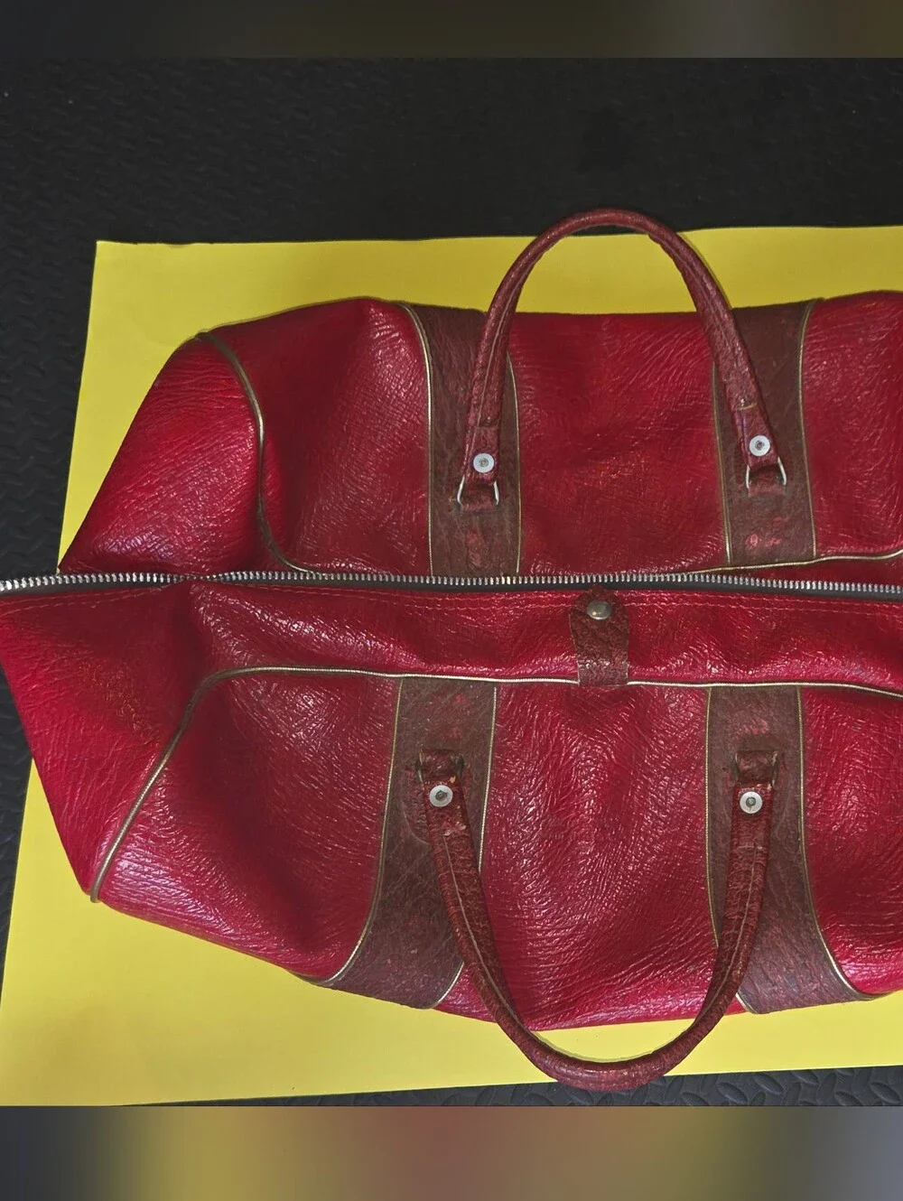 Vintage MacGregor Pebbled Red Leather Travel Duffel Bag (Made in USA)